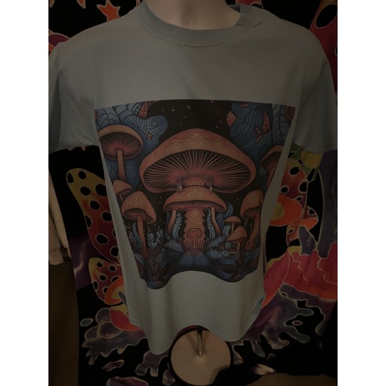 Street Art Round Neck T-shirt 1066